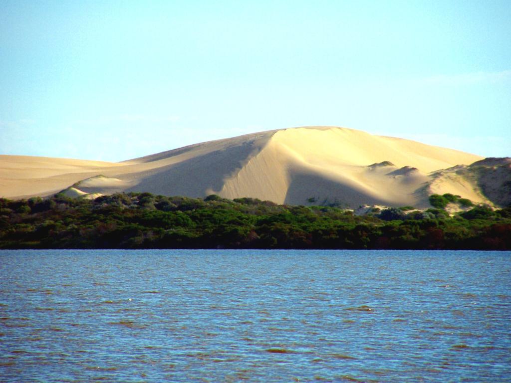 Meningie Coorong Waterfront Retreatヴィラ エクステリア 写真