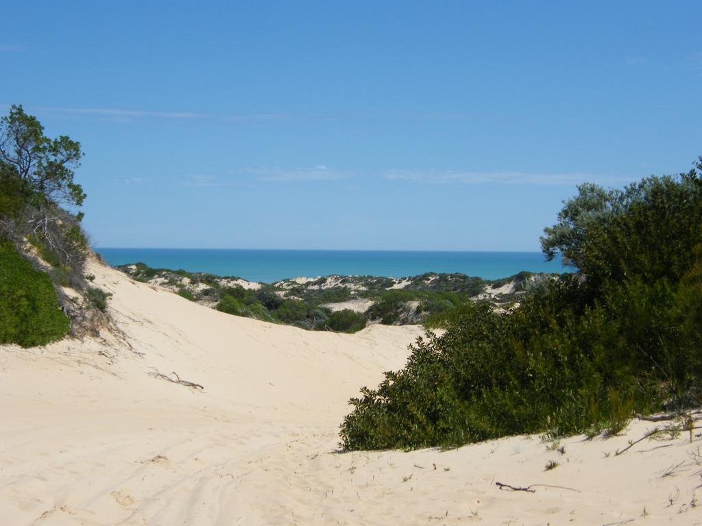 Meningie Coorong Waterfront Retreatヴィラ エクステリア 写真