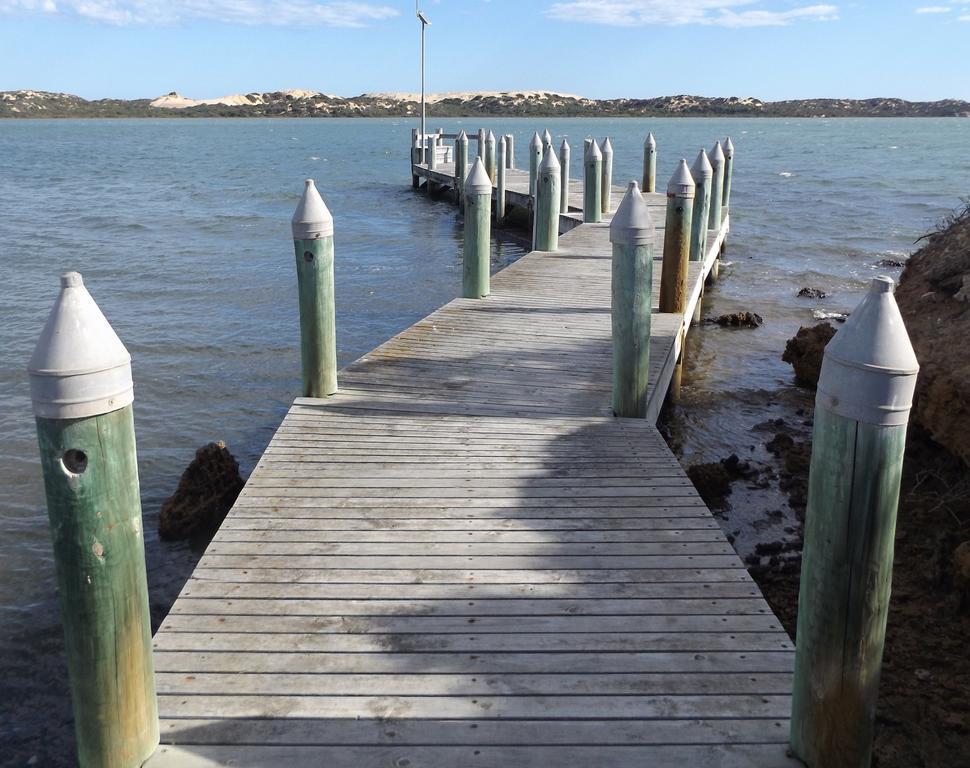 Meningie Coorong Waterfront Retreatヴィラ エクステリア 写真
